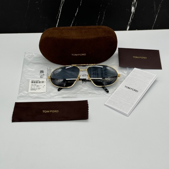 NEW TOM FORD TF771 30A UNISEX SUNGLASSES TOM FORD BRADFORD FT0771/S 30A - Picture 10 of 11